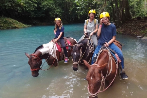 Cavalgadas no Rio Celeste