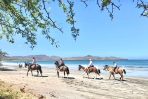 Tour a cavallo anche in Costa Rica