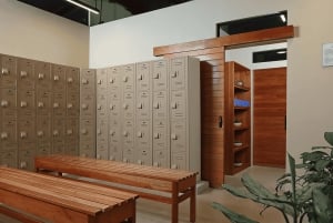 Pura Vida -joki ja pääsy kuumaan lähteeseen