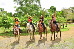 Praia de Jacó: Passeio a Cavalo com Parada em Piscina Natural
