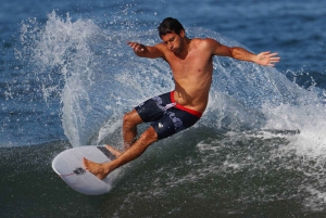 Jaco Beach: Lær deg å surfe i Costa Rica - Surf for familier