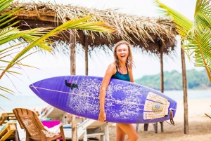 Jaco Beach: Lær deg å surfe i Costa Rica - Surf for familier