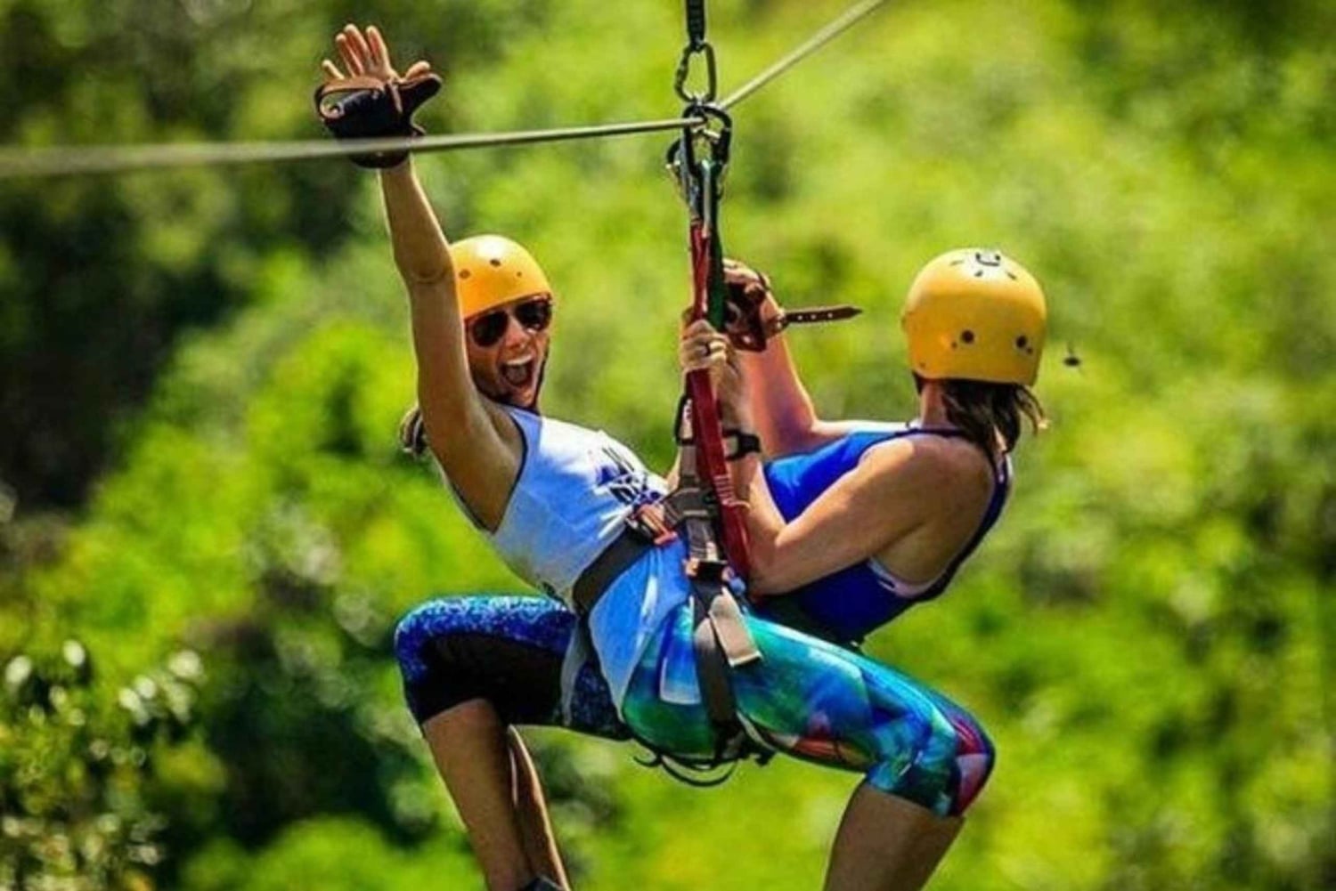Jaco: Vuoristo- ja merinäköala vesiputous Zipline Tour (Zipline-kierros)