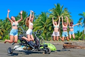 Jaco: Paragliding over Stillehavet øst for Esterillos