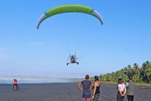 Jaco: volo in parapendio sull'Oceano Pacifico a Esterillos Est