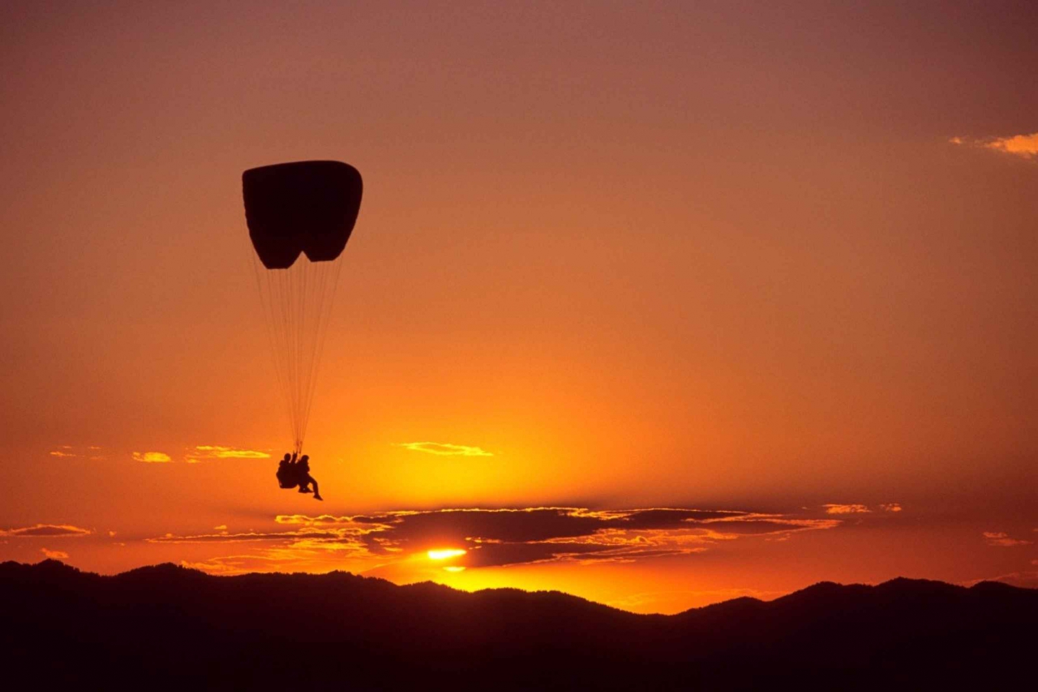 Jaco: Sunset Paragliding Flight in Puntarenas Province