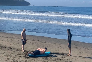 Jacó : leçon de surf avec un moniteur certifié