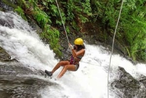 Jaco: Waterfall Rappelling & Jungle Tractor Tour