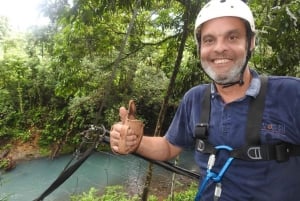 Katira: avontuurlijke tubing- en tokkelbaantour in Rio Celeste
