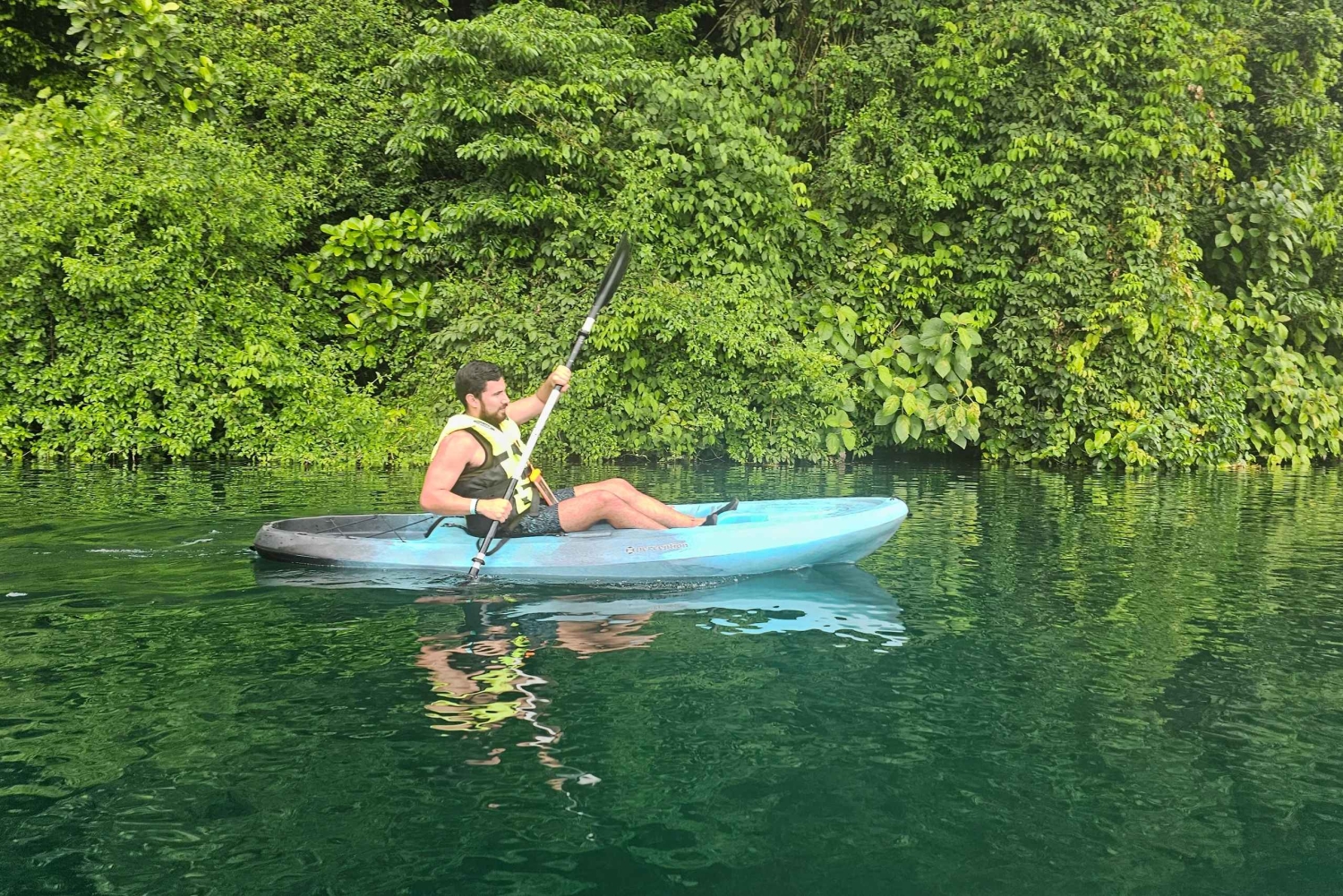 Wycieczka kajakowa po lagunie wulkanicznej Río Cuarto