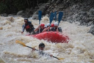 La Fortuna: Arenal Balsa River klasse 2 en 3 wildwaterraften