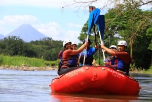 La Fortuna: Arenal Balsa River klasse 2 en 3 wildwaterraften