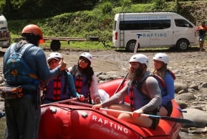 La Fortuna: Arenal Balsa River klasse 2 en 3 wildwaterraften