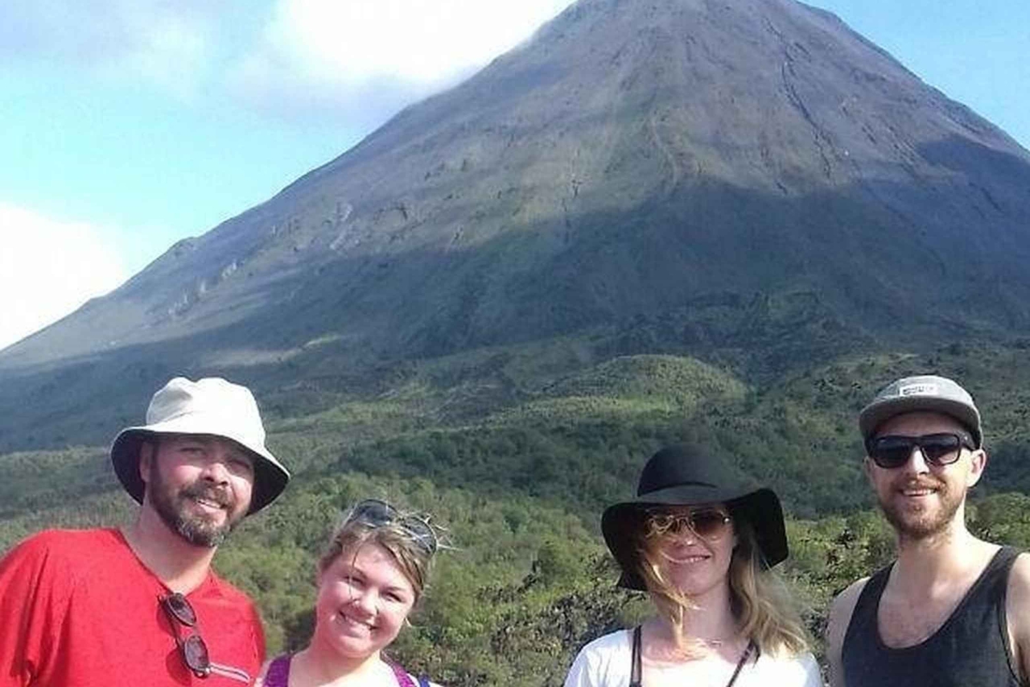 La Fortuna: Arenal Combo Hanging Bridges, Waterfall, Volcano