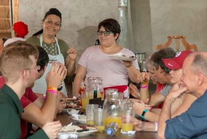 La Fortuna: Arenal Combo Hanging Bridges, Waterfall, Volcano