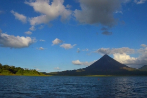 La Fortuna: Arenal Lake Stand-up Paddle Boarding