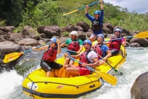 La Fortuna: Arenal Rafting Upper Balsa Klass 3 och 4 forsar