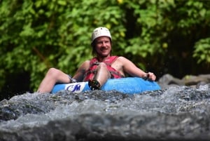 La Fortuna: Aventura en tubo por las aguas bravas del río Arenal