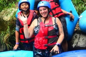 La Fortuna: Aventura en tubo por las aguas bravas del río Arenal