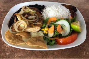 La Fortuna: Wycieczka z lunchem do wulkanu Arenal i wodospadu