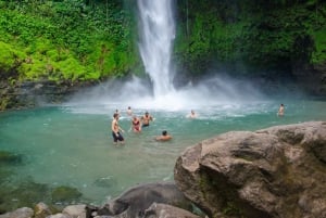 La Fortuna: Wycieczka z lunchem do wulkanu Arenal i wodospadu