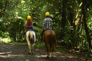La Fortuna : Randonnée à cheval sur le volcan Arenal