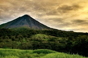 La Fortuna: El mejor paseo guiado por el Parque Nacional del Volcán Arenal