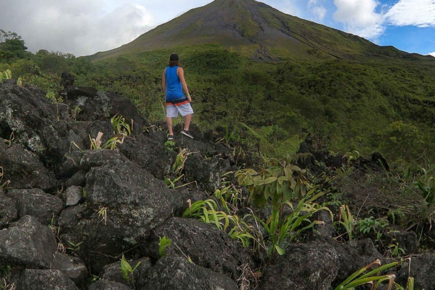 La Fortuna: Excursión crepuscular al Volcán Arenal con aguas termales