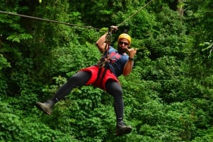 La Fortuna: Canopy + frokost + tubing og varme kilder