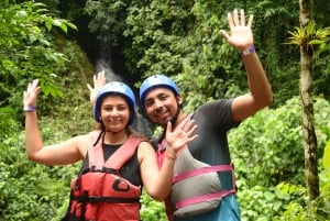 La Fortuna: Canopy + frokost + tubing og varme kilder