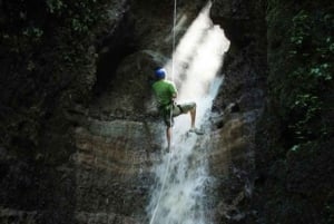La Fortuna: Canyoning and Waterfall Rappelling Experience