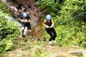 La Fortuna: Canyoning og rappelling i vandfald