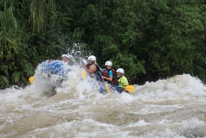 La Fortuna: Costa Rica Rafting clase II-III_Pura Adrenalina