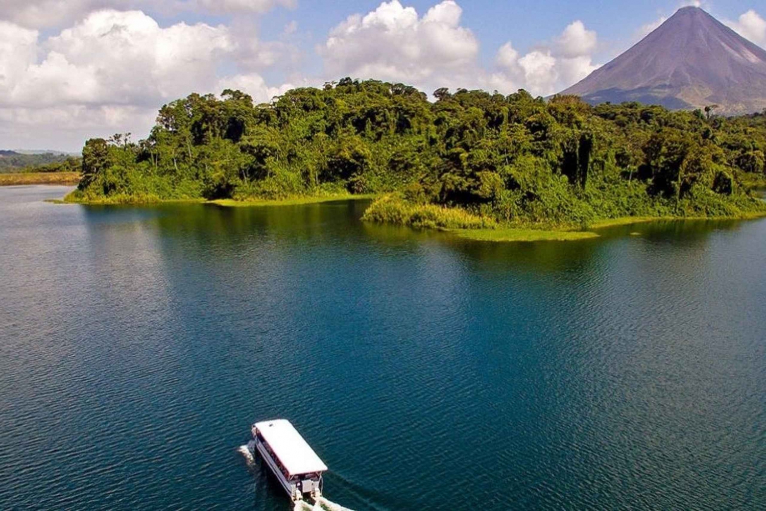La Fortuna de Arenal: Krydsning af søen til Monteverde