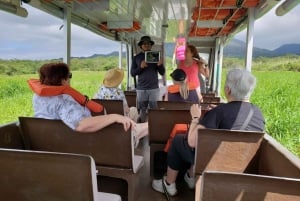 La Fortuna de Arenal: Lake Crossing to Monteverde