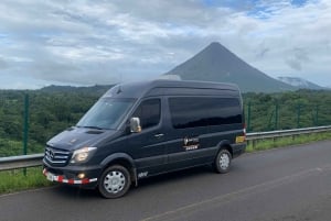 La Fortuna de Arenal: Lake Crossing to Monteverde