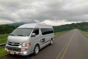 La Fortuna de Arenal: Lake Crossing to Monteverde