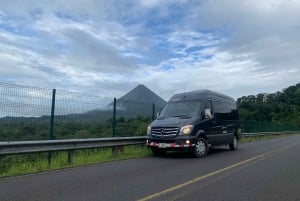 La Fortuna de Arenal: oversteek van het meer naar Monteverde