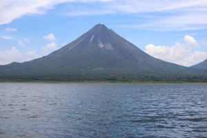 La Fortuna di San Carlos: Tour in barca del lago Arenal