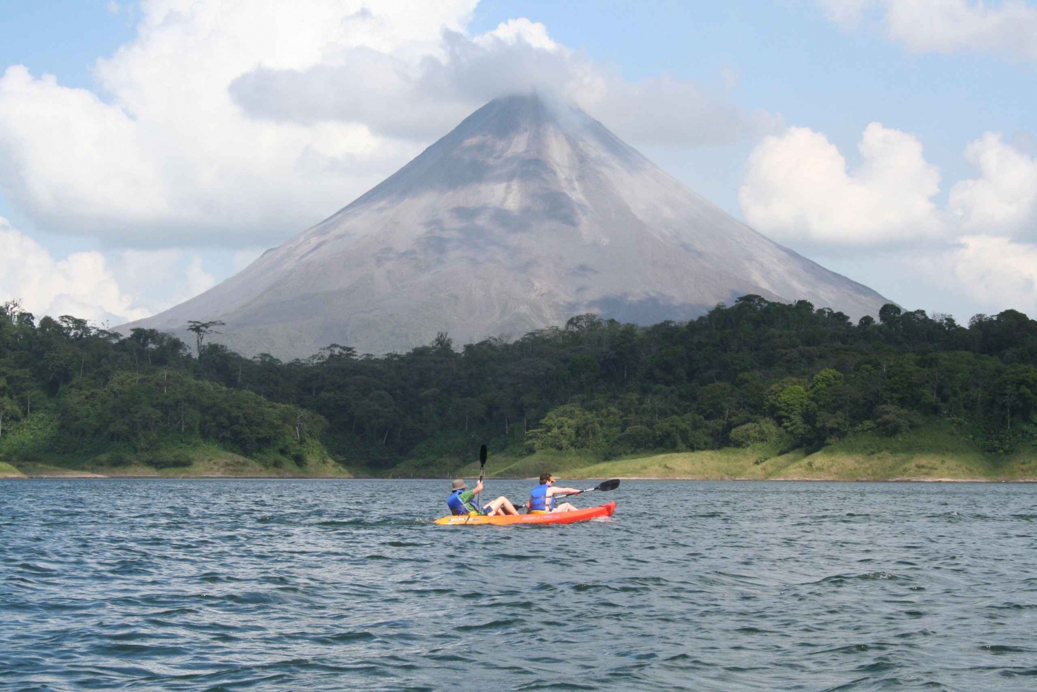 La Fortuna: Kayak en el Lago Arenal - Vista única del Volcán