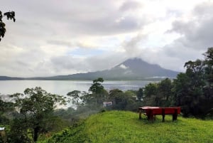 La Fortuna: Kayaking in Arenal Lake - Unique Volcano View