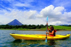 La Fortuna: Kajakfahren auf dem Arenalsee - Einzigartiger Blick auf den Vulkan