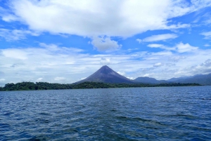 La Fortuna: Kajakfahren auf dem Arenalsee - Einzigartiger Blick auf den Vulkan
