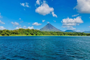 La Fortuna: Kajakfahren auf dem Arenalsee - Einzigartiger Blick auf den Vulkan