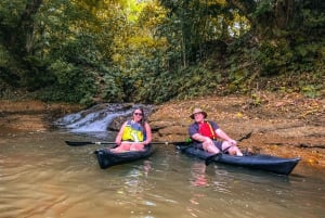 La Fortuna: excursión en kayak por el río Peñas Blancas con brunch