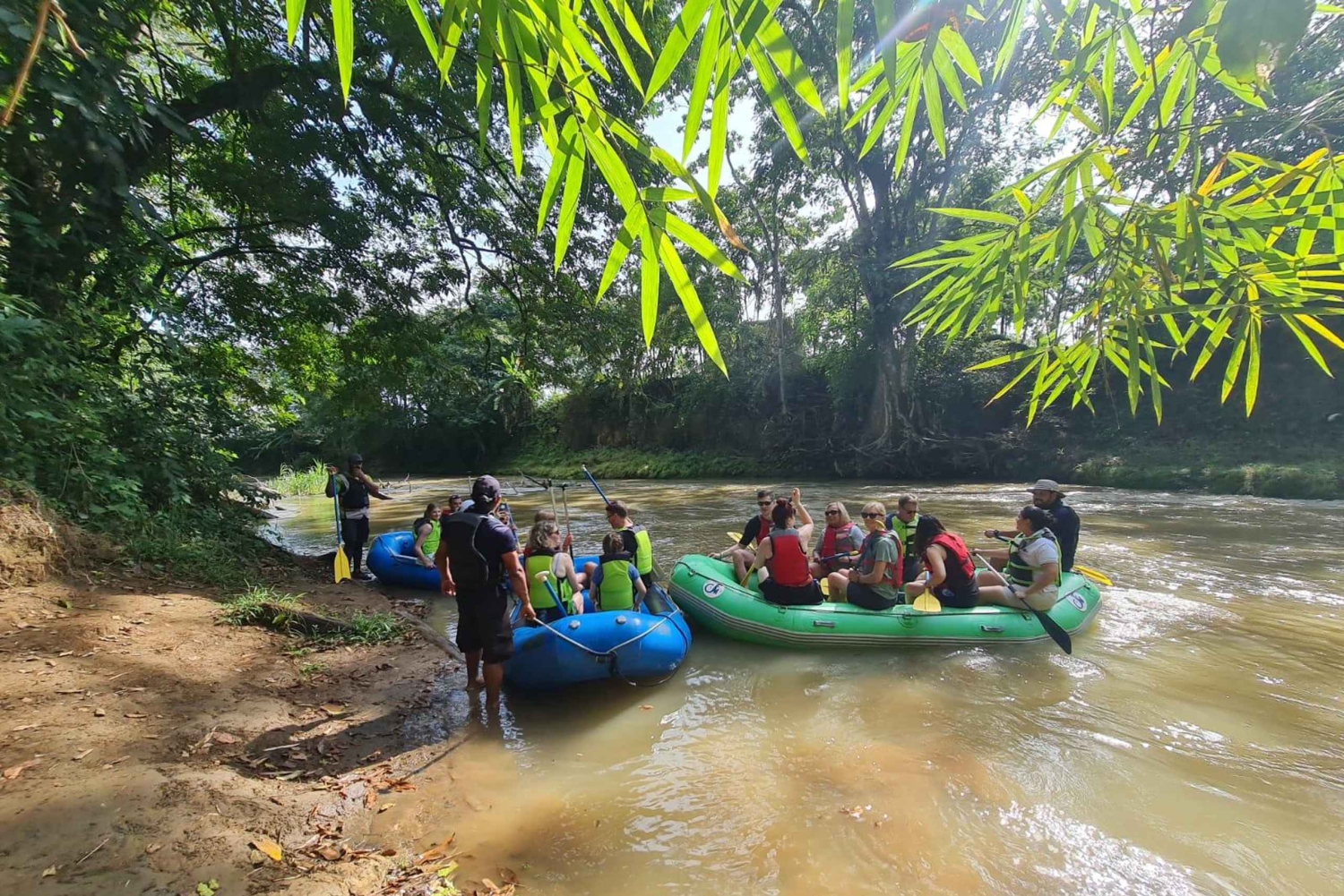 La Fortuna: Rio Penas Blancas Safari Float Tour
