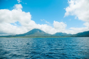 La Fortuna: Stand-Up Paddle Boarding on Lake Arenal