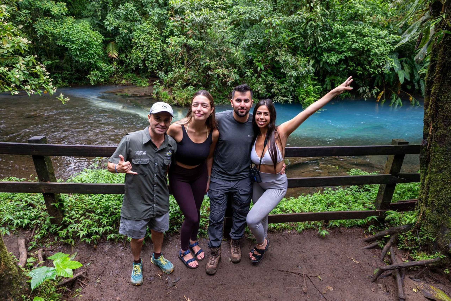 ラ フォルトゥーナ タウン: リオ セレステとテノリオ国立公園ツアー