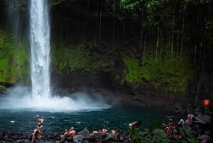 La Fortuna Waterfall Admission Ticket