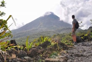 La Fortuna: Vesiputous, Arenal Volcano ja Hot Springs Tour